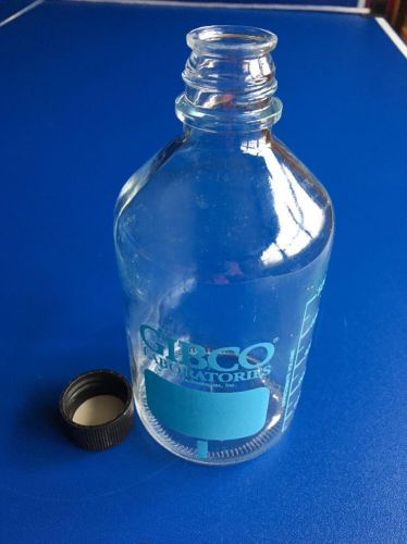 One GIBCO® media bottle with cap. 500ml in Excellent Used Condition. Chip Free!