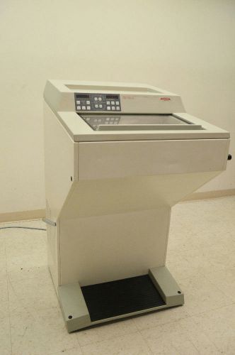 Microm HM 505 EV Open Top Vacuum Automated Cryostat Microtome Vacutome