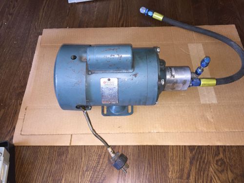 RELIANCE DUTY MASTER AC MOTOR 3/4HP 1725RPM  TYPE C5 VOLTS 115/230  AMPS11/5.5