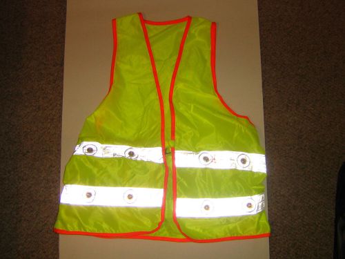 Safety Vest, Flashing LED  With Attached Belt Pouch. (Large)