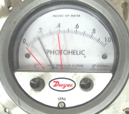Dwyer 0- 1.0 inches of water photohelic pressure gauge series a3000 gage hh typ2 for sale