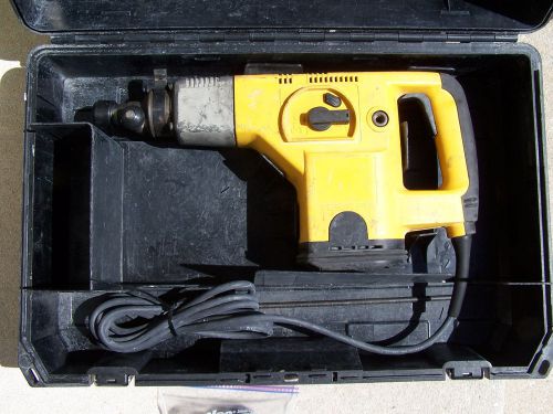 Dewalt dw531 rotary hammer drill- chipper, 1-1/2&#034; max, spline drive w/case for sale