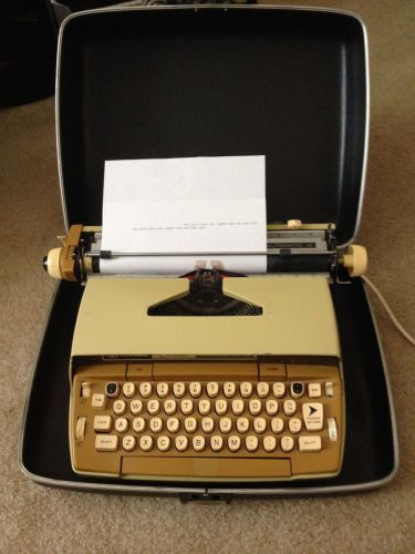 Smith Corona Coronet Automatic 12 Typewrite with Hard Case