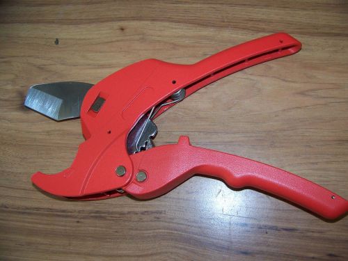 1 1/4&#034; PVC Pipe Cutter, 1 1/2&#034; SCH 160 Plumbing/Irrigation PEX, ABS Tubing Hose