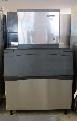 SCOTSMAN  ICE MACHINE CME1056AS-32H AND BIN B9485 - EXCELLENT  USED CONDITION