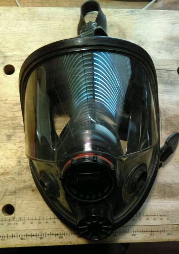 North 760008A Silicone Full Facepiece Respirators 7600 Series