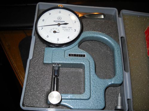 MITUTOYO New 7312 Dial Thickness Gauge, .001-.400&#034;