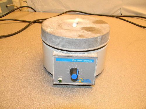 VWR Scientific Dylastir Catalog 58935-250 Magnetic Stirrer with Stir Bar