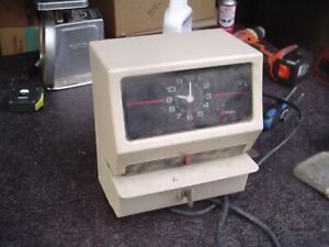 Vintage Simplex Time Clock Model 0002 with key for Parts or Repair