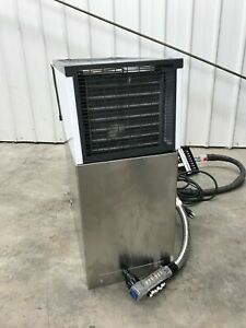 Lancer Model 500 Counter Electric Soda Pop Dispenser with Wunder Bar M4 Nozzle