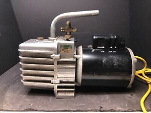 JB INDUSTRIES DV-200N 7 CFM VACUUM PUMP. SN: 0705. Works! JHB7