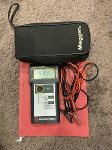 Avo Megger Insulation Tester BM122 Very nice used  Cond.1000 Volts