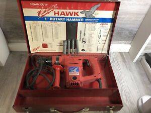 Milwaukee 5362-1 Hawk 1&#034; Corded Rotary Hammer Drill Tool with Metal Case