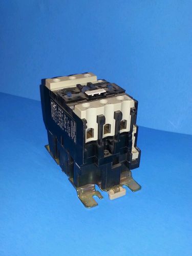 Telemecanique contactor breaker lc1 d4011 good condition for sale