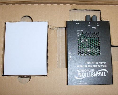 NEW TRANSITION NETWORKS SRS4F3111-100 FIBER MEDIA CONVERTER RS-422 RS-485