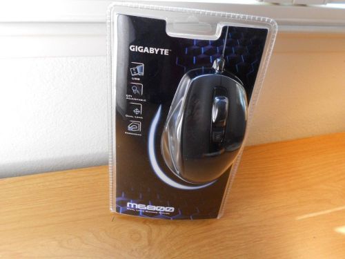 NEW Gigabyte GM-M6800 Dual Lens Gaming Mouse NIP USB