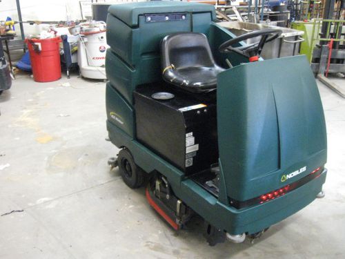 NOBLES 32&#034; EZ RIDER RIDE ON FLOOR SCRUBBER CLEANER BUFFER SAME AS TENNANT 7100