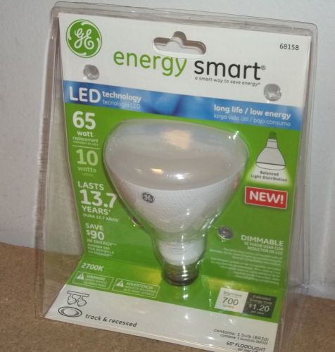 -NEW- GE LED BULB -  BR30 - Item #68158 -10W IS EQUAL TO 65W BULB - 700Lm Warm /