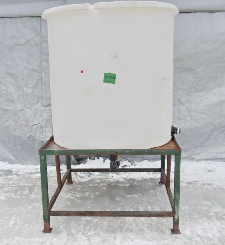 450 gallon plastic tank, steel stand for sale