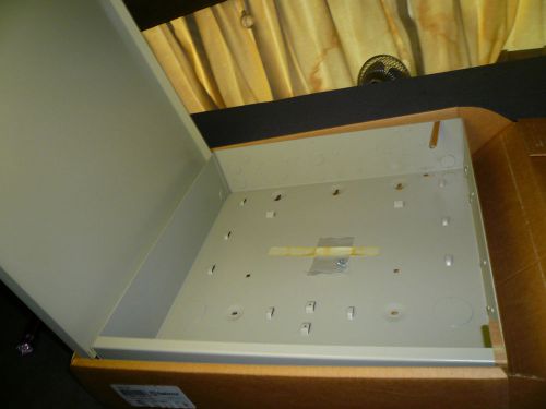 BOSCH Radionics Security D8103 Grey Panel Enclosure Box - New In Box