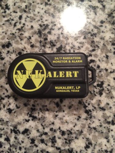 NEW NukAlert™ nuclear radiation detector / monitor (keychain attachable) alarm