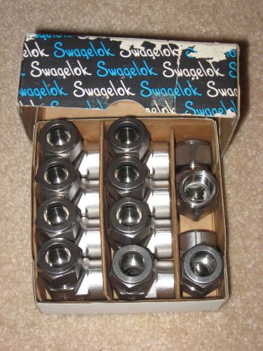 Swagelok (ss-1010-8-8) full box of 10 female elbow 5/8&#034; tube x 1/2&#034; pipe for sale