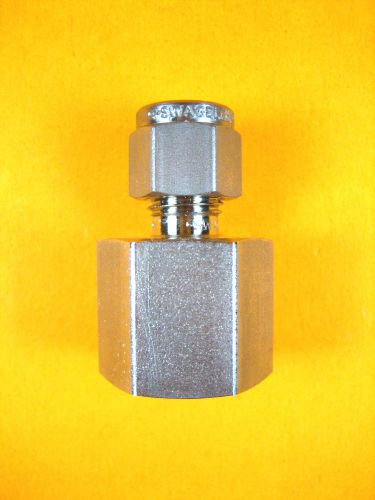 Swagelok -  SS-400-7-6 -  Tube to Pipe Connector 1/4&#034;x 3/8&#034; NPT