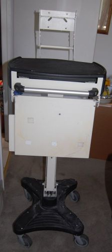 Levitator Mobile Computer Cart In Good Condition