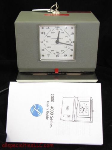 VINTAGE LATHEM TIME RECORDER CO~2126 MANUAL TIME CLOCK ~WITH KEY~TESTED