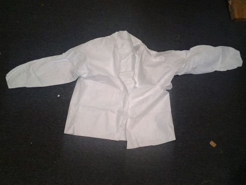 50 Pieces of White Tyvek® Long Sleeve 3 Snap Front Size 2X XXL Shirt 01201