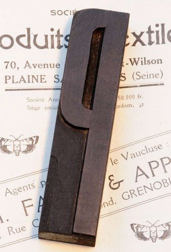 Vintage letter:&#034;P&#034; wooden letterpress printing block wood type character antique