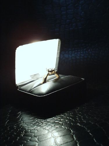 Brand New Fancy BLACK Leather Engagement Ring Box with BRIGHT light LED ring box