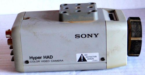 SONY SSC-C104 HYPER HAD COLOR VIDEO CAMERA, CCTV SECURITY SURVEILLENCE - USED w/