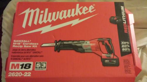 NEW Milwaukee 18V Cordless Sawzall Reciprocating Saw Kit 2620-21. 2 xc batteries