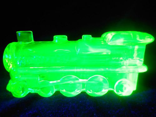 Vaseline glass train engine uranium yellow canary railroad boyd car green RR art