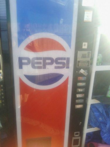 Good working pepsi soda vending machine dixie narco coke coca cola ice cold