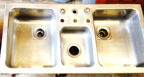 3 Compartment Stainless Steel Commercial Grade Sink