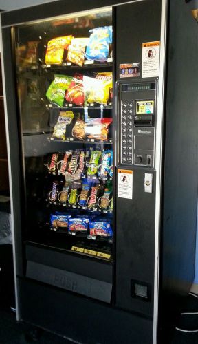 AP 112 snack vending machine accepts bill and coins working excellent