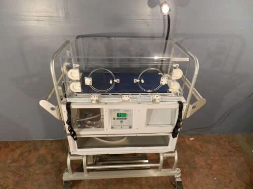 Airborne Life Support Systems Voyager Infant Transport Incubator