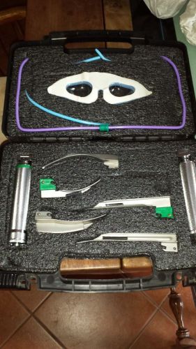 Laryngoscope Mac + Miller Set of 5 BLADES &amp; 2 HANDLES EMT Anesthesia Intubation