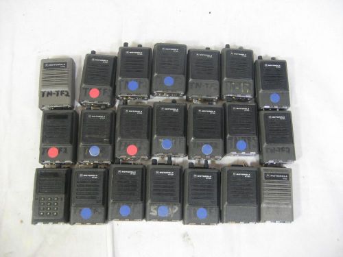 Lot of 21 motorola Radios, 17 MT1000, 2 HT600,1 h44GCU7100**, 1 H44GCJ7190BN