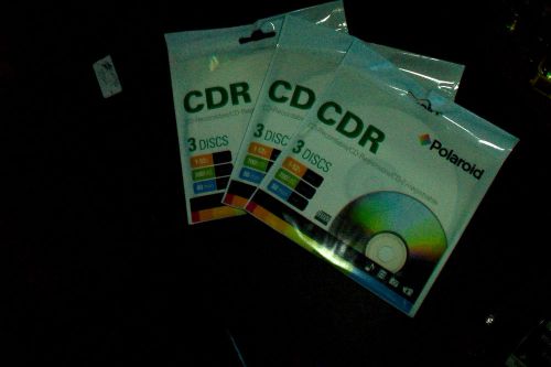 Lot Of 2 Packs of 3 = 6 Blank CD-R80 700mb (52X) Polaroid  in Slip Sleeves