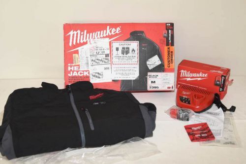 Milwaukee 2395 Medium M12 Cordless Lithium-Ion Black Heated Jacket Kit