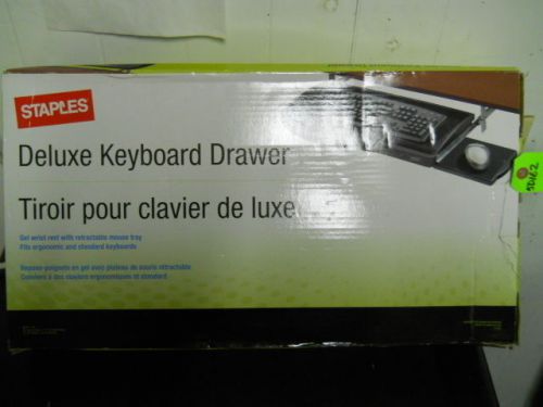 NEW in Box Staples Deluxe Keyboard Drawer With Soft Touch Wrist Rest &amp; Mouse Pad