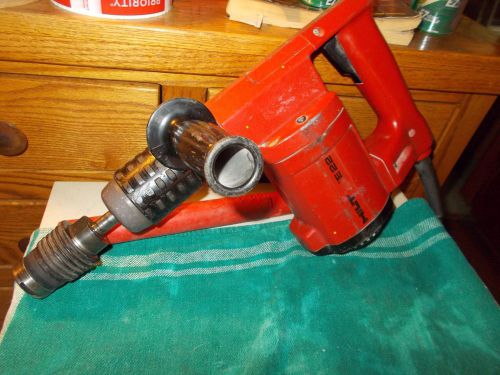 HILTI TE22 ROTARY HAMMER AND STEEL DRILL. WITH 1 &#034; MASONARY BITGREAT CONDITION