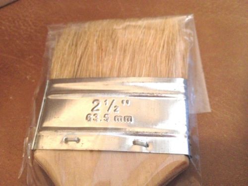 Merit Pro Item 00018  2 1/2 inch White Bristle Chip Brush  1 Box (12 brushes) TH