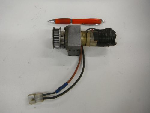 Globe 24 V DC Motor with Gearbox (2326)