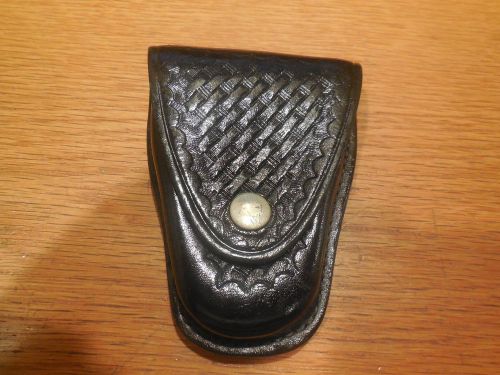 Smith &amp; Wesson Handcuff Belt Case No. B70W Black Leather Basketweave