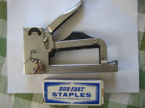 Duo Fast NCT 8541 1/2-Inch Comp. Stapler &amp; Staples Made in USA Junk Drawer Find