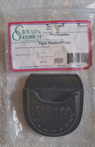 GOULD &amp; GOODRICH BLACK DUTY LEATHER OPEN HANDCUFF CASE B85W